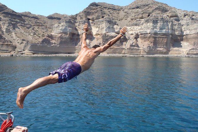 Sunset Caldera Sailing Cruise - Red Beach and White Beach: what you get (and what to manage expectations)