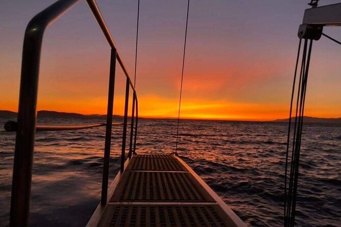 Sunset South Coast Sail Cruise with lunch,drinks, optional transfer - Who Should Book This Sunset South Coast Sail