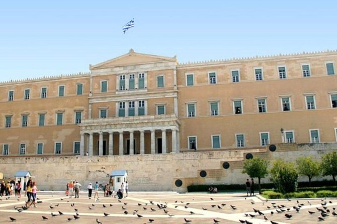 Super Saver Combo: Morning Acropolis, Museum and Afternoon Sounio - The Plaka to Acropolis climb: views, heat, and the pedestrian approach