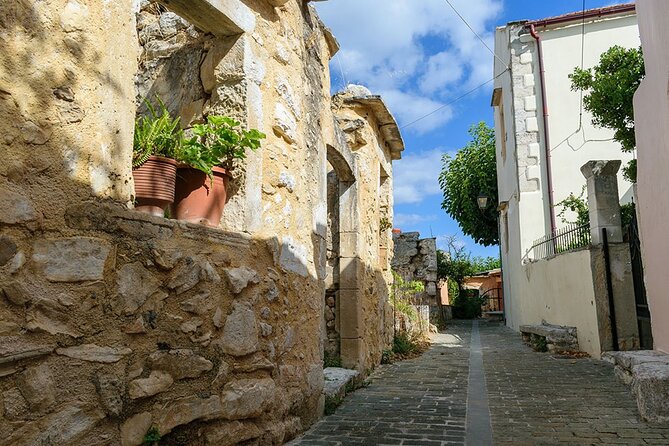 The 7 Villages of Apokoronas Tour – Explore East Chania Mainland - Stop 2: Vryses Views, Green Squares, and the Village Pace