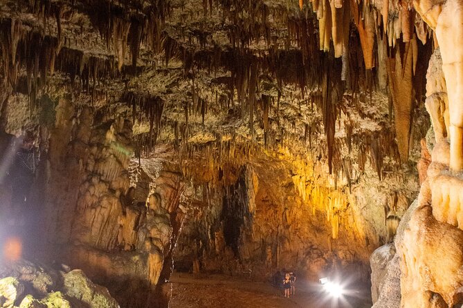The Caves ....Drogarati Cave and Melissani Lake - Guides and drivers: the difference between good and great