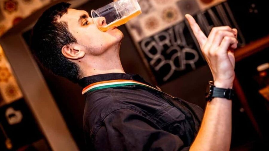 The Original Athens Pub Crawl With VIP Club Entry - What to Bring and How to Prepare for a Smooth Night
