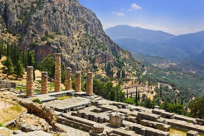 Thermopylae The battle of the 300 Spartans & Delphi Day Tour - Thermopylae hot springs: great break time, but plan around reality