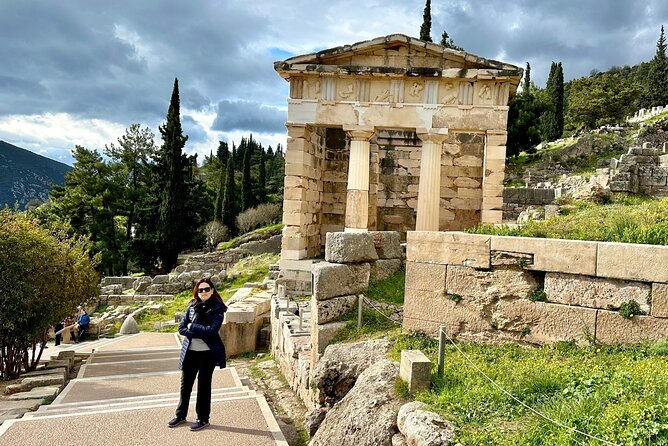 Thermopylae The battle of the 300 Spartans & Delphi Day Tour - Heading to Delphi: what you should notice right away