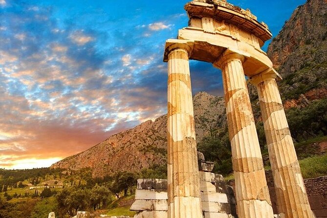 Thermopylae The battle of the 300 Spartans & Delphi Day Tour - Delphi ruins and Temple of Apollo: the big payoff stop