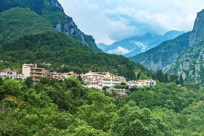 Thessaloniki: Bus Trip to Dion & Mt Olympus National Park - Agia Kori Waterfall Trail: easy marked red, with real footing