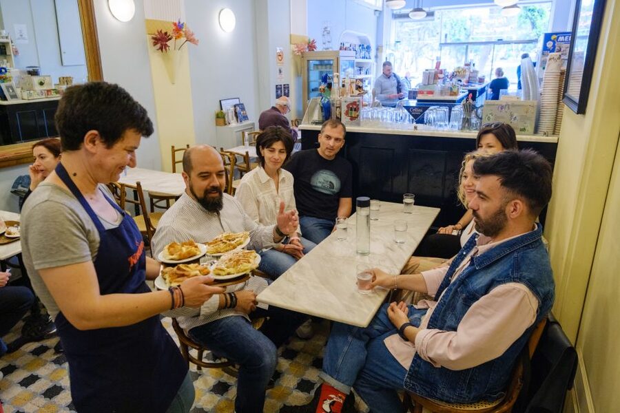 Thessaloniki: Food Tastings and Drinks tour with a Chef - From St. Sophia to the food streets, fast