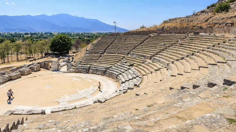 Thessaloniki: Kavala, Philippi, and Beach Full Day Trip - Guides and Drivers: The Difference You Feel in the Day