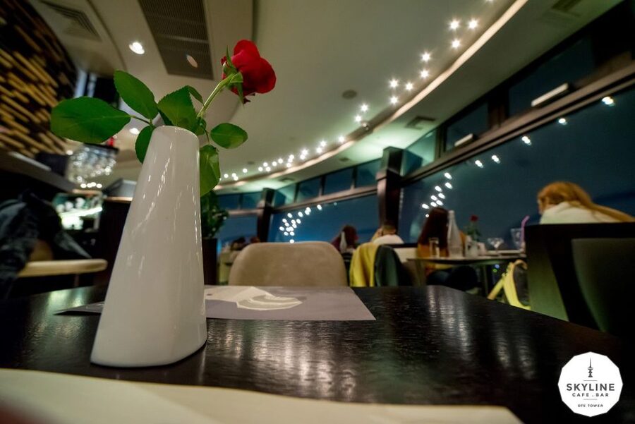 Thessaloniki: OTE Tower Rotating Experience with Light Meal - Getting There: Walk, Parking, and the Lift Details