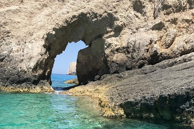 Turtle Spotting Cruise in Zakynthos - Keri Caves stop and the optional swim break near the shore