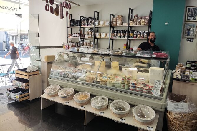 Walking “Food tasting tour” in the town of Chania - Pace, Wear, and Group Size: Make the Walk Comfortable