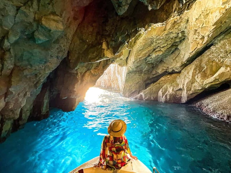 Zakinthos: Shipwreck Beach and Blue Caves Land and Sea Tour - Lunch timing and the Exo Chora olive tree culture stop