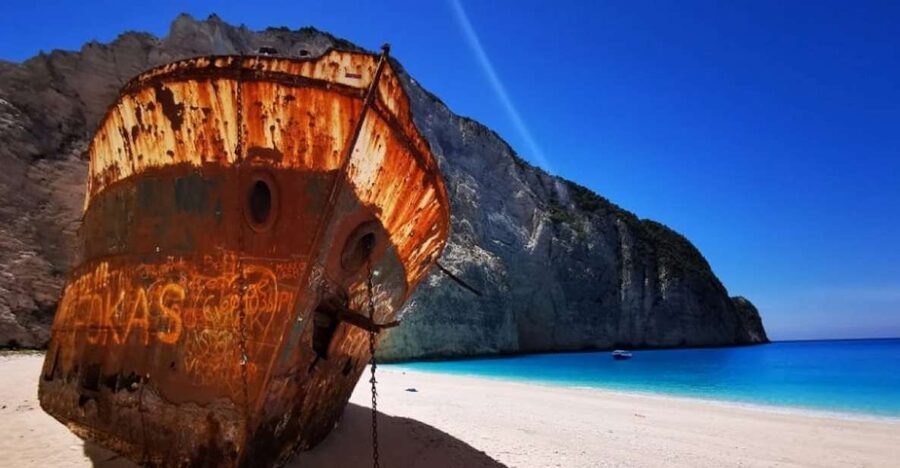 Zakynthos: early morning Shipwreck,Blue Caves and view point - Key highlights you should care about