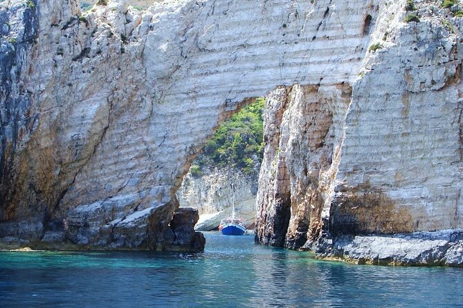 Zakynthos Half Day Tour to the Turtle Island, Cameo & Keri Caves - Aristeon Olive Press museum: the tasting stop that adds real value