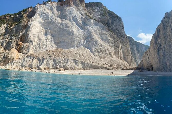 Zakynthos Small Boat Tour to Keri Mizithres and Marathonisi - Keri Caves pass-by cruise: what to look for and how to prep