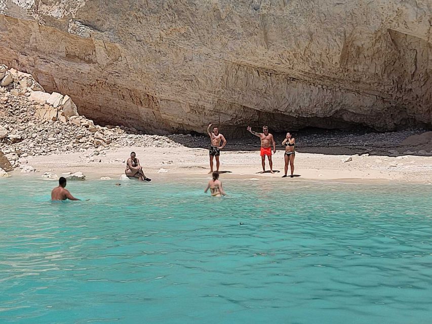 Zakynthos: Turtle Island and Caves Private Boat Trip - Caretta Caretta turtles: how to set expectations the smart way
